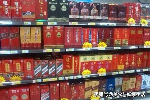十多元的白酒能喝吗 和几百元的有啥区别 酒厂老师傅说出了答案