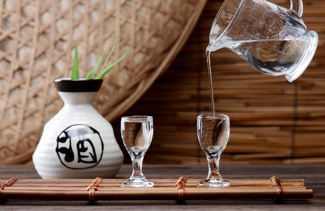为啥中国白酒比不过日本清酒?是不好喝?主要这个本事中国比不了